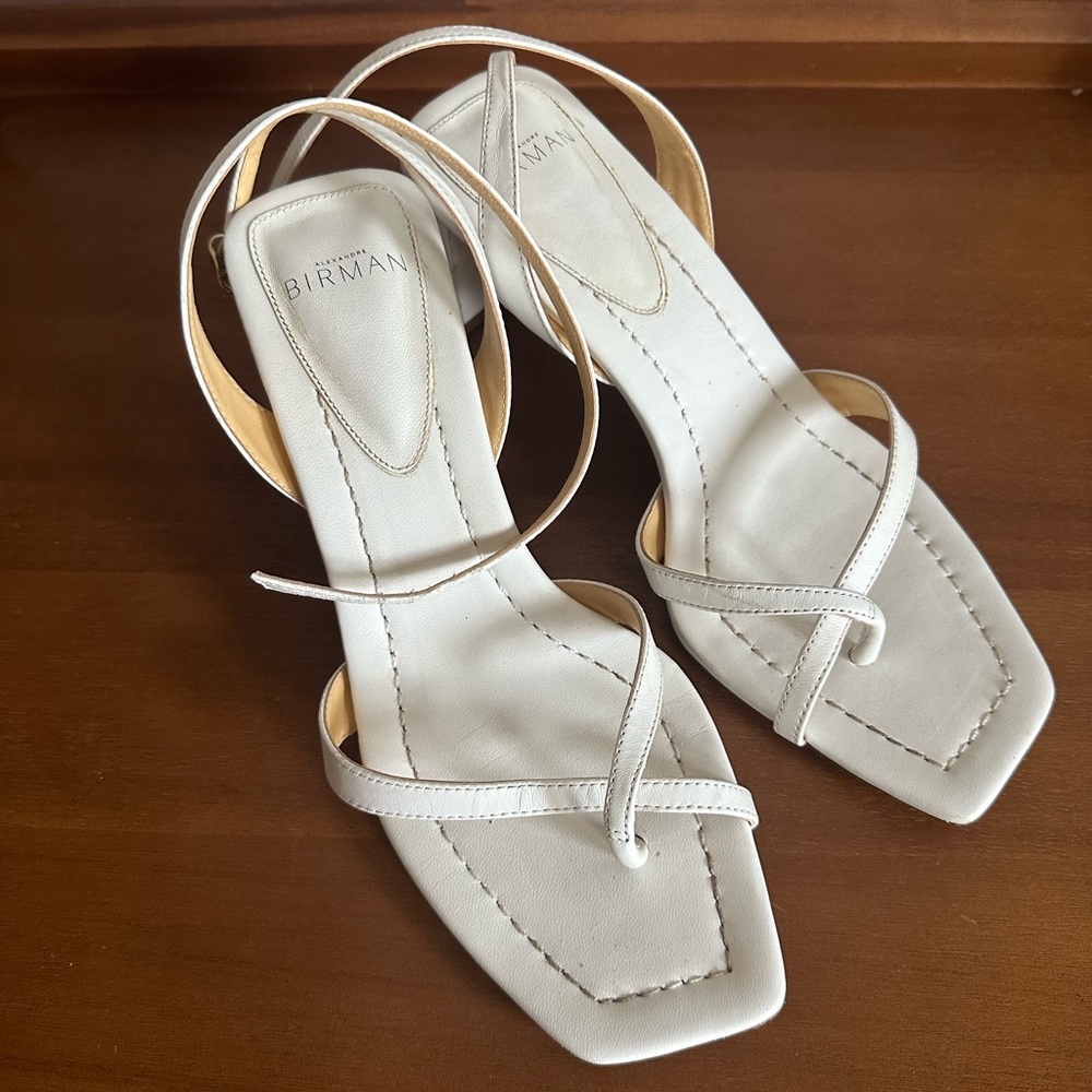 Alexandre Birman white sandals